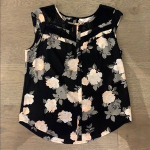 Candie’s blouse size med